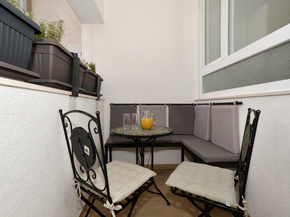 Apartment Arya Makarska Exterior foto